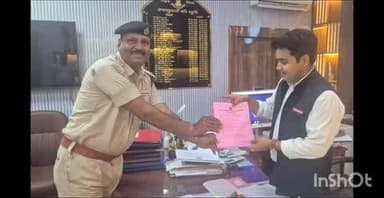 पाकुड़: जिले में अग्निशमन सेवा सप्ताह शुरू, उपाय बताए गए, अग्निशमन सेवा के तहत स्टीकर लगाए गए और आवश्यक निर्देश दिए गए