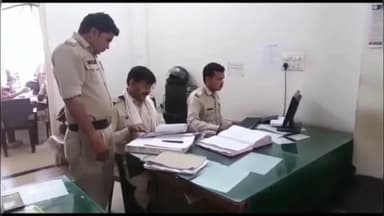 तानसेन: मेडिकल कॉलेज की छात्रा से युवक ने की छेड़खानी, जबरन तस्वीरें लीं और बदनाम करने की धमकी दे रहा है