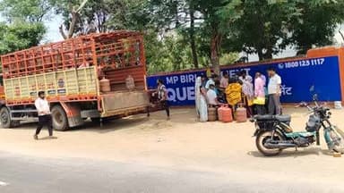मरकच्चो: मरकच्चो में एलपीजी किल्लत की अफवाहें, गुरुवार को सुबह से शाम 4 बजे तक हुआ गैस वितरण