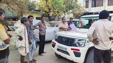 बेगुं: बेगू उपखंड क्षेत्र के मेनाल के जंगल में 2 दिन से लापता 35 वर्षीय युवक का शव फांसी के फंदे पर लटका मिला