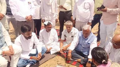 अस्थाई गौशाला डूगरवाला में खेरागढ़ ब्लाक प्रमुख श्री अनिल सिकरवार जी ने बड़ी समरसेबिल का किया भूमि पूजन
इस मौके पर क्ष...