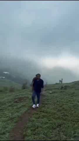 പീരുമേട്: പീരുമേടിൽ കുടുംബത്തോടൊപ്പം അവധിയാഘോഷത്തിൽ വിഡി സതീശൻ