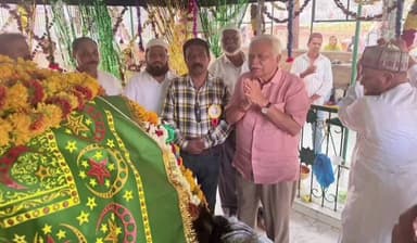 ಸೂಪಾ: ಕೊಡ್ಲಿಯ ಹಜರತ್ ಸೈಯದ್ ಮೀರ್ ಮೊಹಮ್ಮದ್ ಶಾ ಖಾದ್ರಿ ದರ್ಗಾದಲ್ಲಿ ಸಂದಲ ಹಾಗೂ ಉರುಸು ಕಾರ್ಯಕ್ರಮ : ಶಾಸಕ ಆರ್.ವಿ.ದೇಶಪಾಂಡೆ ಭೇಟಿ