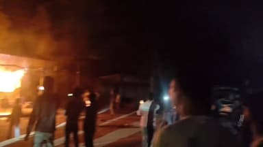 सुपौल जिला - लक्ष्मी इलेट्रॉनिक भीमनगर में लगा भीषण आग
@highlight #starseverywhereシ #viralreelschallenge #birpursupaul #...