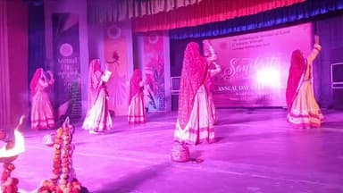 भिवानी TIT में वार्षिक उत्सव लाइव #live #bhiwani #viral #viralvideo #titbhiwani #annualday #dance #songs