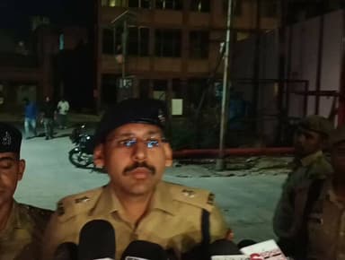 #Aligarhpolice
थाना गांधीपार्क प्रकरण के संबंध में पुलिस अधीक्षक नगर श्री आदित्य बंसल द्वारा दी गई बाइट
@Uppolice
#UPP...