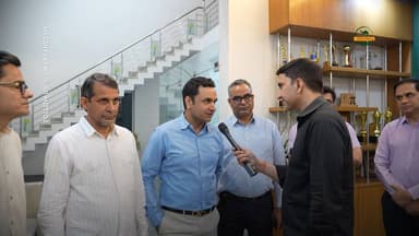 शेखावाटी टॉपर की खुशी में शामिल शिक्षा नगरी सीकर के दिग्गज
#SikarSandesh #Sikar #RajasthanNews #Education #Topper