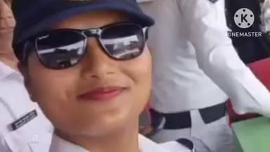 দেৰগাঁও: দেৰগাঁৱত বিহুৱা ৰূপত আৰক্ষী, কতৰ্ব্যৰ মাজতে কান্ধত ঢোল লৈ বিহু জুৰিলে দেৰগাঁৱ যান বাহন আৰক্ষী সকলে