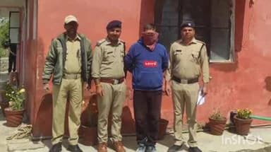 सोमेश्वर: लंबे समय से फरार वारंटी अभियुक्त को सोमेश्वर पुलिस ने नैनीताल से किया गिरफ्तार, न्यायालय में किया पेश