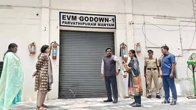 ఈవీఎం గోదాములను తనిఖీ చేసిన జిల్లా కలెక్టర్ డాక్టర్ ఎన్. ప్రభాకర్ రెడ్డి