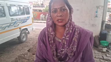 Live:- #अतिक्रमण पर चला #नगरनिगम का डंडा।स्थानीय दुकानदार बोले हमारा तो रोजगार ले डूबे पर हमारे बगल मैं #बस्ती बनाकर रह ...