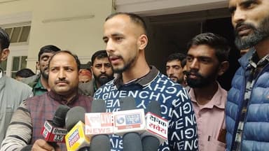 ओयल–तरेई सड़क निर्माण अधूरा, ग्रामीणों में रोष; आंदोलन की चेतावनी। #ChambaNews #highlight #BreakingNews Ajay Himachal Ne...