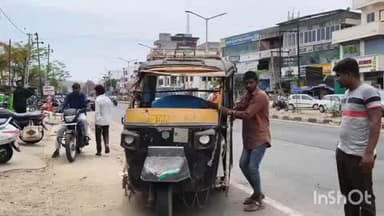 લુણાવાડા: લુણાવાડા શહેરમાં છકડાને અકસ્માત નડ્યો ઇજાગ્રસ્તોને સારવાર અર્થે ખસેડાયા