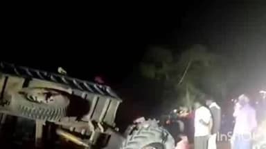 लहार: लहार भिंड रोड पर ररी के पास ट्रैक्टर ट्रॉली और चार पहिया वाहन की टक्कर, भीषण सड़क हादसा, सुबह 4 बजे की घटना