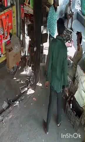 अंबरनाथ: बियर पाजण्यास नकार दिला म्हणून तरुणाला अमानुष मारहाण, व्हिडिओ व्हायरल