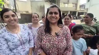 નવસારી: નવસારીના વોર્ડ નંબર 12 માં આવેલી સોસાયટીના રહીશોએ આગામી ચૂંટણીમાં 'નો વોટ' નું શસ્ત્ર ઉગામ્યું