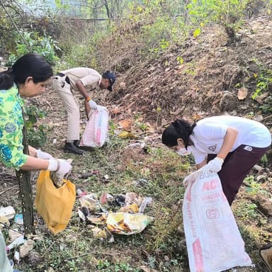 बदलाव की शुरुआत खुद से! ✋🌱
कलेक्टर श्री हर्षल पंचोली के निर्देशानुसार जल गंगा संवर्धन अभियान अंतर्गत आज अनूपपुर के कले...