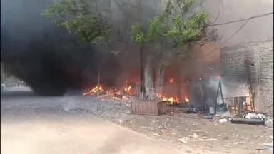 ਜਲੰਧਰ 1: ਕਾਲਾ ਸਿੰਘਾਂ ਰੋਡ ਵਿਖੇ ਇਕ ਕਬਾੜ ਦੇ ਗੋਦਾਮ ਨੂੰ ਲੱਗੀ ਅੱਗ