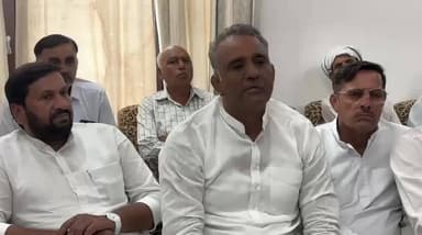 बहादुरगढ़: जननायक जनता पार्टी के जिलाध्यक्ष संजय दलाल ने प्रेस वार्ता कर कार्रवाई की मांग की