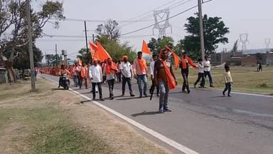 सिसई: छरदा रोड स्थित नवनिर्मित #अंबिकेश्वर_शिव मंदिर के #ऐतिहासिक #कलश_यात्रा में उमड़ी #आस्था का #सैलाब