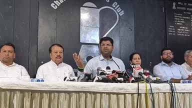 हिसार में पुलिस से विवाद के बाद पूर्व डिप्टी CM दुष्यंत चौटाला की बड़ी प्रेस कॉन्फ्रेंस
#DushyantChautala #DigvijayCha...