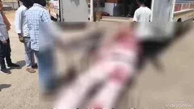 मोहनपुर: मोहनपुर में देवघर-गोड्डा मुख्य सड़क पर ट्रक और ऑटो की टक्कर, 7 लोग गंभीर रूप से घायल