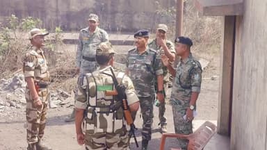 खलारी: खलारी में सघन जांच अभियान, वाहनों व कंटाघरों की औचक जांच