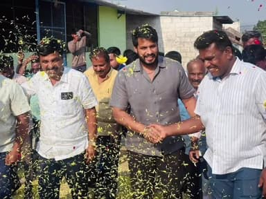 ಹಾರೋಹಳ್ಳಿ: ಸೊನ್ನಾರೆದೊಡ್ಡಿ ಗ್ರಾಮಕ್ಕೆ ನಿಖಿಲ್ ಕುಮಾರಸ್ವಾಮಿ ಭೇಟಿ