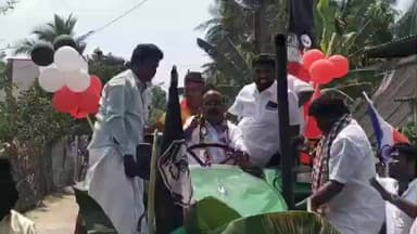 செய்யூர்: செய்யூர் சட்டமன்றத் தொகுதிக்கு உட்பட்ட பகுதிகளில் அதிமுக வேட்பாளர் இரட்டை இலை சின்னத்திற்கு வாக்குகளை சேகரித்தார்