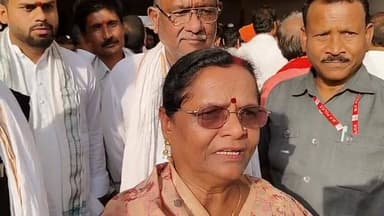 हटा विधायक उमा देवी खटीक ने कहा, वर्ष 2014 में जब मंत्री प्रहलाद पटेल दमोह से पहली बार सांसद बने थे, तब उन्होंने हटा विध...