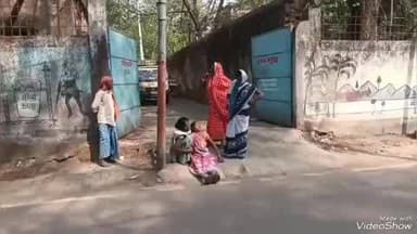 मोहनपुर: कुंडा के गरभूडीह गांव में महिला का शव बरामद, परिजनों ने ससुराल वालों पर हत्या का आरोप लगाया