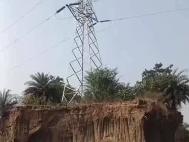 शुजालपुर: नेवज नदी किनारे अवैध खनन से 132 केवी टॉवर पर संकट, शुजालपुर-शाजापुर में ब्लैकआउट का खतरा