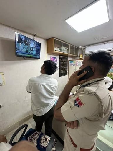 बालेसर(जोधपुर)- बालेसर के एसबीआई बैंक में ग्राहक की जेब से 50 हजार चुराये
केतु मदा गांव निवासी उम्मेद सिंह गोगादेव की जे...