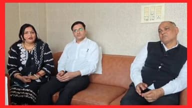 डीसी पलवल हरीश कुमार वशिष्ठ के समर्थन में उतरे पलवल बार के प्रधान जोगिंदर चौहान और पूर्व प्रधान सुनील डागर
#NayabSinghS...