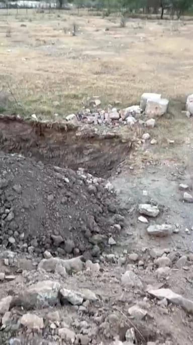 क्या आप एक बेहतरीन इन्वेस्टमेंट या कमर्शियल उपयोग के लिए जगह तलाश रहे हैं? तो यह मौका आपके लिए है!
📍 लोकेशन: रणछोड़पुरा...