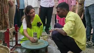 विश्व_धरोहर_दिवस पर आज #बागपत में जिलाधिकारी अस्मिता लाल ने जनपद की पहली हेरिटेज ट्रेल का शुभारंभ जनता वैदिक कालेज बड़ौत...