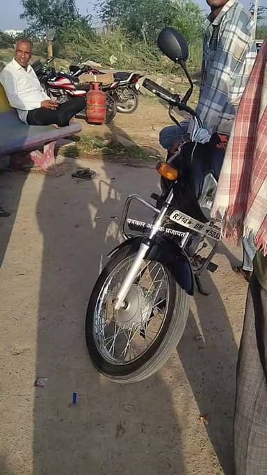 Chaksu se Live
गैस उपभोक्ताओं सिलेंडर लेने के लिए #रात_3 बजे पहुंचे पाइंट पर