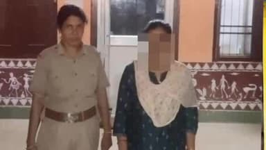 ରଘୁନାଥ ପୁର ଥାନା ଅଞ୍ଚଳ ରୁ ନିଖୋଜ ଥିବା ଯୁବତୀ କୁ ଉଦ୍ଧାର କରି ପରିବାର ଲୋକଙ୍କ ଜିମା ଦେଲା ପୋଲିସ