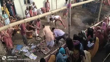 देवघर जिला रखिया थाना ग्राम ताराबाद में सुराजाओं पर मनाते हुए जय सूर्य नारायण भगवान