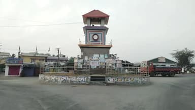 ಹರಪನಹಳ್ಳಿ: ನಗರದ ಕಾಶಿ ಸಂಗಮೇಶ್ವರ ಬಡಾವಣೆಯಲ್ಲಿ ಮನೆ ಬೀಗ ಮುರಿದು ಕಳ್ಳತನ