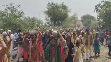 तारापुर: तारापुर में 5100 महिलाओं ने निकाली भव्य कलश शोभा यात्रा, हर हर महादेव के जयकारों से गूंजा क्षेत्र