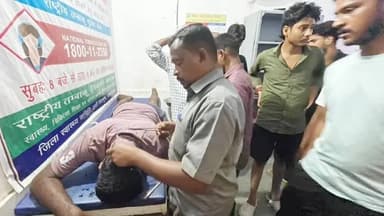 चाकुलिया: चाकुलिया में युवक पर धारदार हथियार से हमला, हालत गंभीर