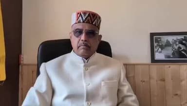 चिड़गांव: पूर्व विधायक रवि ठाकुर ने कांग्रेस शासन में जनता की त्रस्त स्थिति पर जनविरोधी नीतियों पर उठाए सवाल