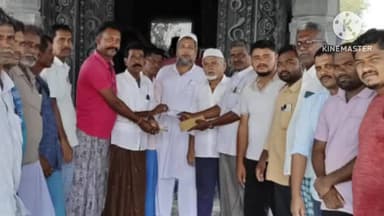 మహబూబాబాద్: ఎల్లంపేటలో వెల్లువిరిసిన మతసామరస్యం గ్రామంలో శివాలయం బొడ్రాయి ప్రతిష్టాపనకు 20,116 అందించిన ముస్లిం పెద్దలు