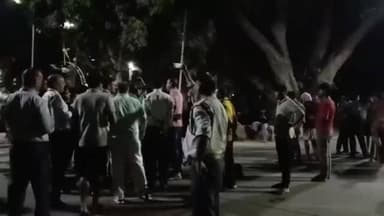 यह भी अजीब संयोग है कि बीएचयू में छात्रों का जब भी किसी मांग को लेकर आंदोलन होता है उसका समय ज्यादातर #रात्रि में ही होत...