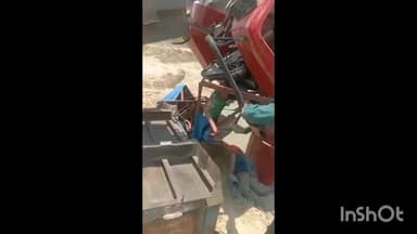 ಕೆ.ಜಿ.ಎಫ್: ಬೀರನಕುಪ್ಪ ಬಳಿ ಟ್ರಾಕ್ಟರ್ ಪಲ್ಟಿ : ಇಬ್ಬರು ಯುವಕರು ಸಾವು