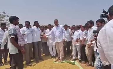 గుర్రంపోడు: గుర్రంపోడు మండలంలో రైతుల కష్టాలను అడిగి తెలుసుకున్న మాజీ మంత్రి తన్నీరు హరీష్ రావు