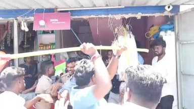 இராமநாதபுரம்: தேர் போகி கிராமத்தில்- தவெக மற்றும் அதிமுகவினர் இடையே மோதல்