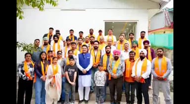 धर्मशाला: धर्मशाला में कांग्रेस को बड़ा झटका, 50 परिवार भाजपा में शामिल हुए, सुधीर शर्मा ने किया स्वागत