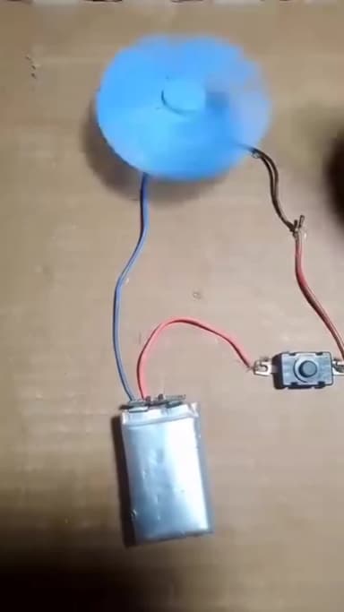 #अजीब #मिस्त्री #पंखा ही #उड़ा #दिया #comedy #funny #trending #viral #fun #entertainment #memes #2026shorts #followme